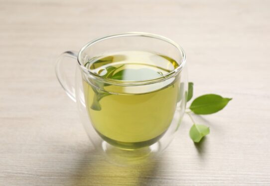 چای سبز: نوشیدنی طبیعی برای سوزاندن چربی‌ ها