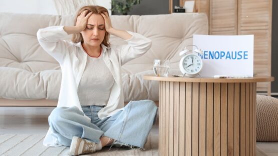 اضطراب پیش از یائسگی و روش های موثر برای مدیریت آن در دوران تغییرات هورمونی