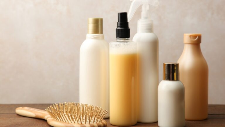 مواد حساسیت زا در شامپوها؛ چه ترکیباتی می توانند باعث خارش و التهاب پوست شوند؟